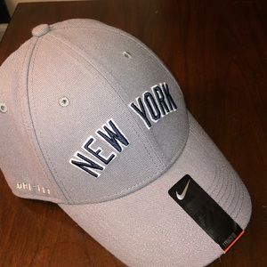 New York Yankees hat